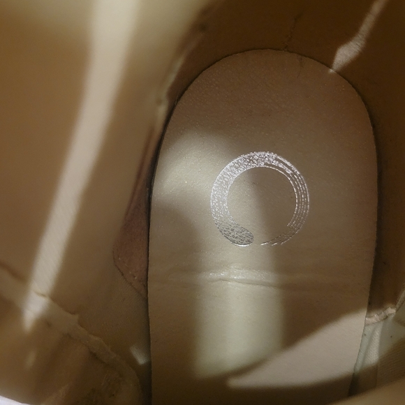 STACKED HEEL BOOTS WOMEN cream lace up front zip  faux suede BOHO retro Size 8 - Picture 7 of 7